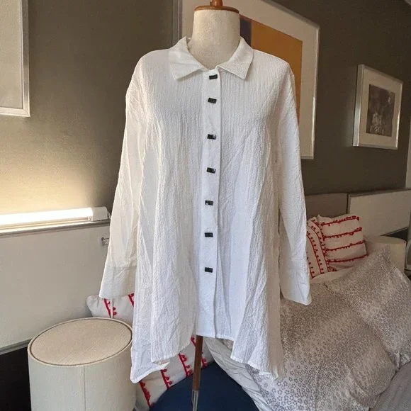 Habitat Crinkle Knit Fabric Tent Blouse in White NWT SMALL - 1C833 - Picture 2 of 13